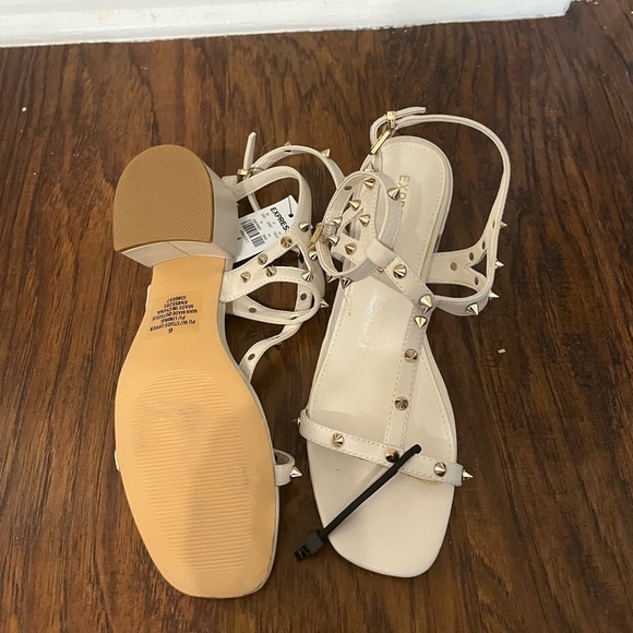 Express sandal size 6 - Picture 4 of 5